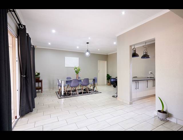 3 BEDROOM HOUSE FOR SALE IN VORNA VALLEY